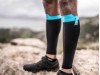Compressport R2 Oxygen – kompresijski nogavčki črne z modro obrobo